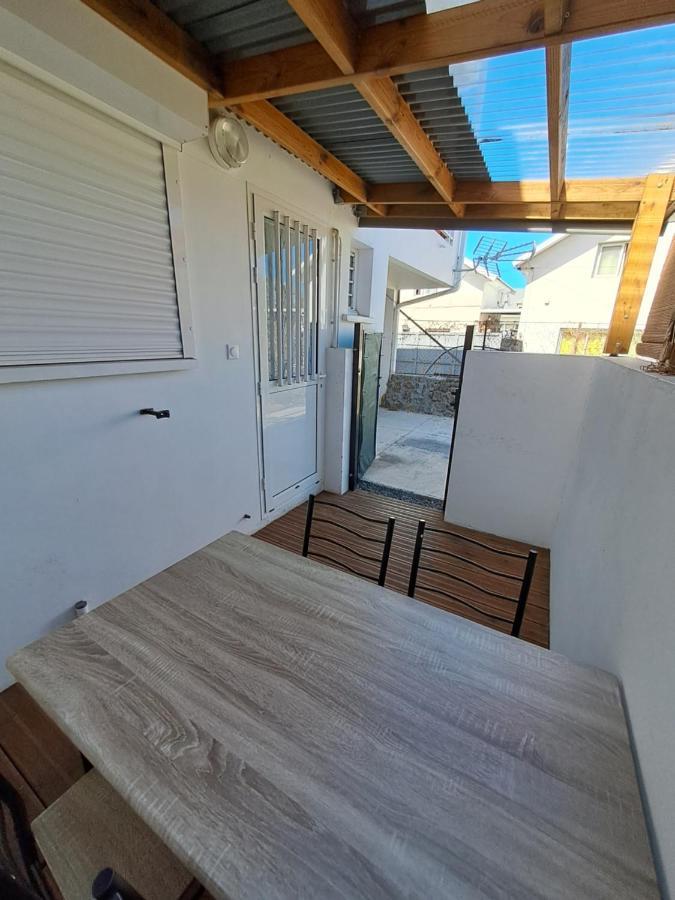 Logement Cosy T2, Centre Ville De Saint-Pierre Εξωτερικό φωτογραφία